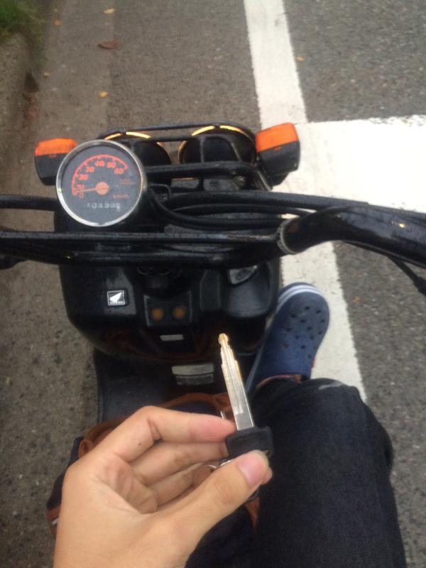 バイク キー 鍵 信号に関連した画像-02