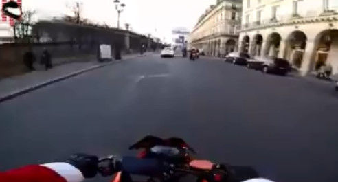���󥿥������������󥿡��Ҥ�ƨ�����������������˴�Ϣ��������-04