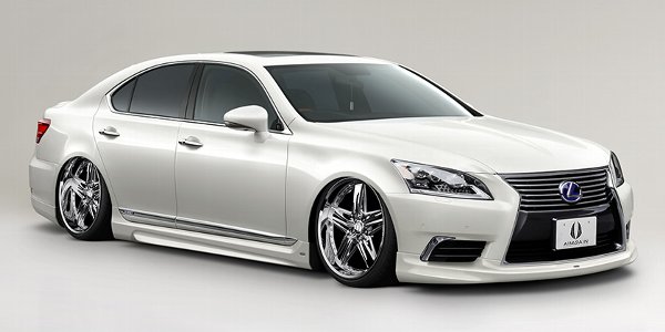これは恥ずかしい 国産の最上位高級車 レクサス の 納車式 を御覧ください オレ的ゲーム速報 刃