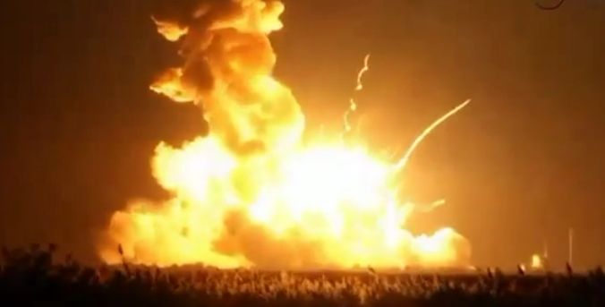 NASA ロケット 宇宙船 爆発に関連した画像-01