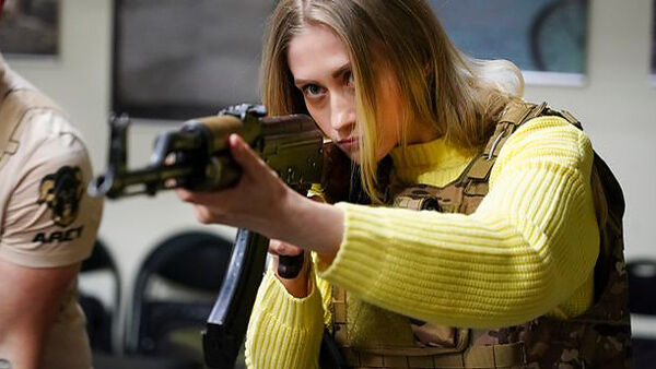 ウクライナ 女性 プーチン 復讐 入隊に関連した画像-01