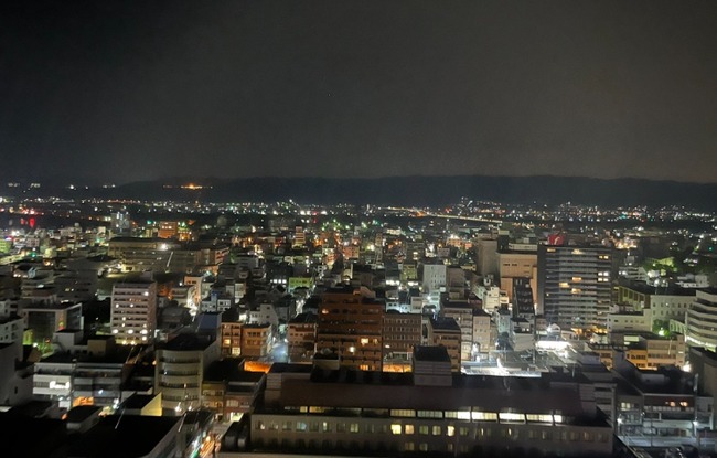 風景　画像　夜景　投稿　Ｘ　場所　特定　特定班　都市名　ホテルに関連した画像-01