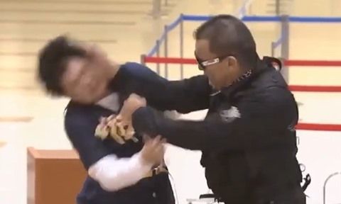 蝶野正洋 月亭方正 ガキの使い 笑ってはいけない ビンタ 大晦日に関連した画像-01
