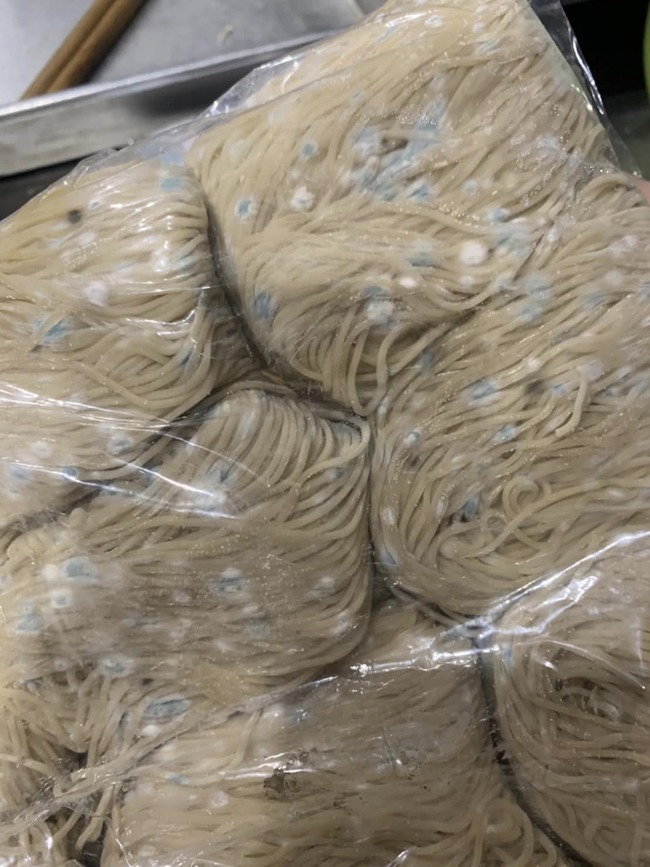 日本 ラーメン店 麺 カビ 中国人 台湾人 告発に関連した画像-05