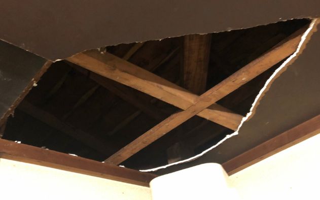 台風 屋根裏 不発弾 照明弾に関連した画像-01