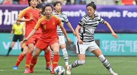 韓国　中国　女子サッカー　日本のせい　主審に関連した画像-01