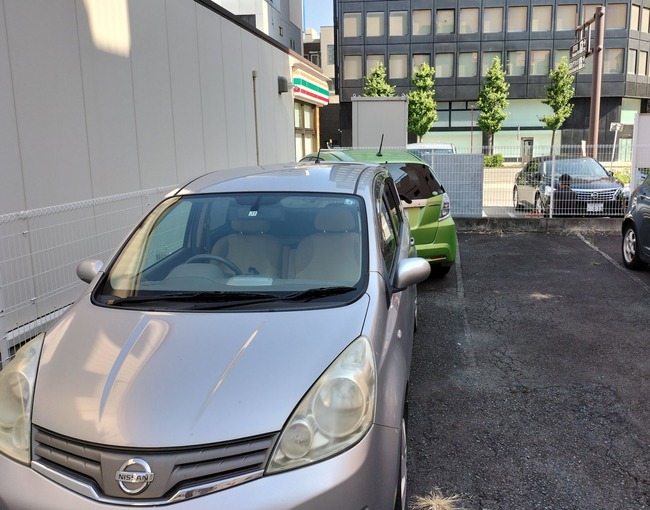弊社 駐車場 無断駐車 閉じ込める 外国人に関連した画像-04