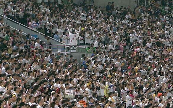 新型コロナウイルス ライブ イベント 収容規制 声出しに関連した画像-01