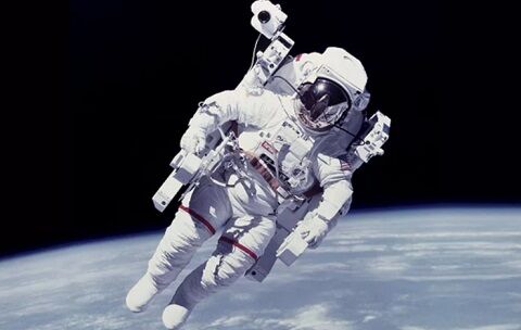 ±§ÃèÉþ¡¡NASA¡¡¥¢¥¯¥·¥ª¥à¡¦¥¹¥Ú¡¼¥¹¡¡¥¢¥ë¥Æ¥ß¥¹·¡¡·îÌÌõºº¤Ë´ØÏ¢¤·¤¿²èÁü-01