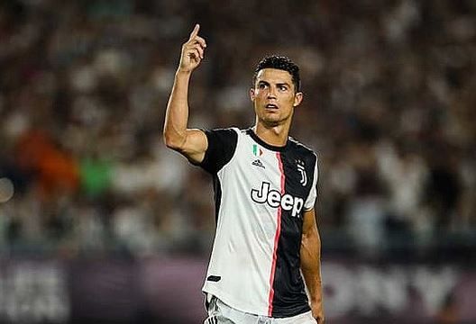 世界のクリロナ選手 韓国での親善試合に欠場 これに韓国ファン発狂 プレーを見られずに精神的な苦痛を受けた と訴訟へ オレ的ゲーム速報 刃