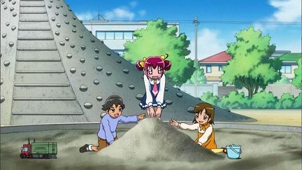 ツイッター 砂場 遊び場 子供 ピラミッドに関連した画像-01