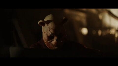 クマのプーさん　ホラー　映画　予告　公開　恐怖に関連した画像-01