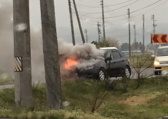 画像あり 女性が誤ってガソリン車に軽油を入れてしまい車が大炎上 オレ的ゲーム速報 刃