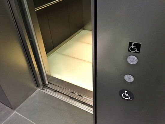 差別 障害者 エレベーター 名古屋城 復元 図々しい バリアフリー 税金 健常者 拍手 河村たかし 討論会に関連した画像-01