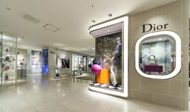 Dior ディオール 店員 接客態度 悪評に関連した画像-01