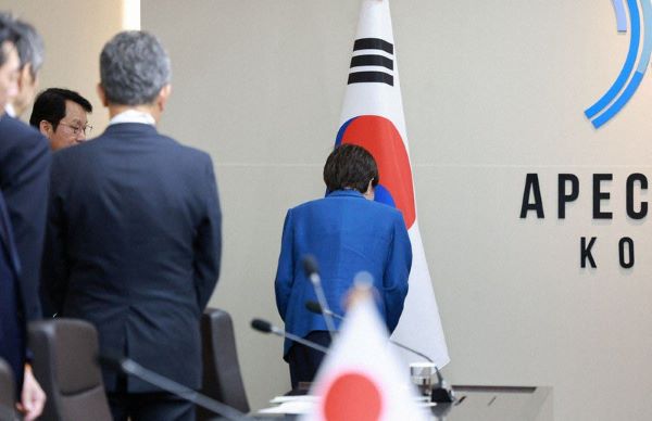 高市早苗　高市首相　日韓首脳会談　太極旗　一礼　お辞儀　韓国メディア　韓国人　反応に関連した画像-01