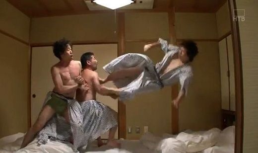 飛び蹴りに関連した画像-01