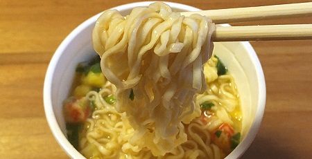 カップラーメン ちょい足し 旅行 カップヌードルに関連した画像-01