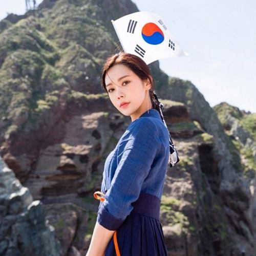 韓国 女優 リジ 竹島 独島 挑発に関連した画像-03