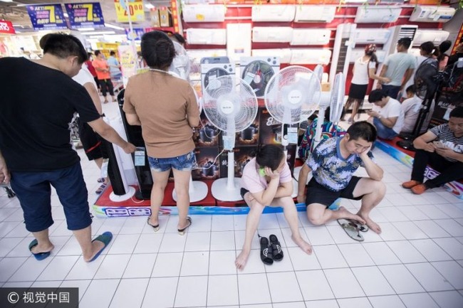 中国 猛暑 涼み方に関連した画像-03
