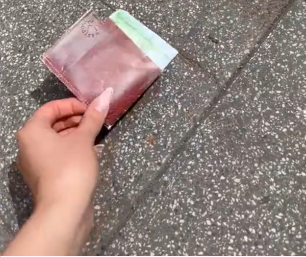 財布 広告 ピッツァ 天才 Twitter 動画に関連した画像-01
