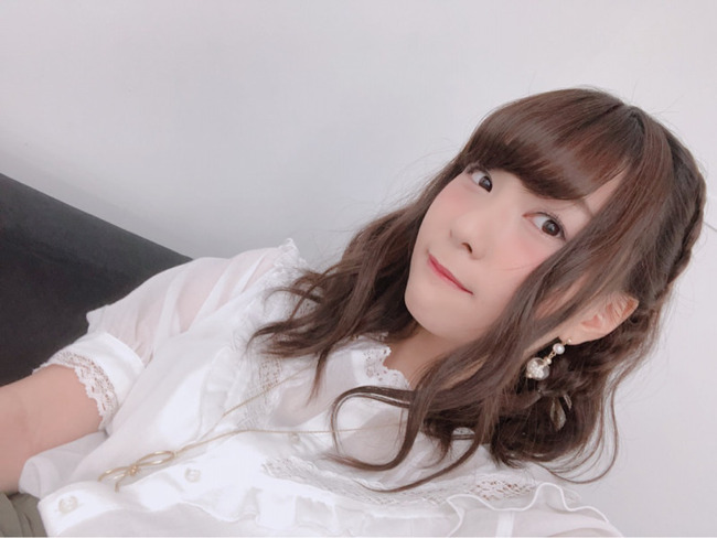 若手声優が 髪染めたりピアスあけたりでイキってる とかいう発言に苦言 あんまり軽率に呟くの良くない オレ的ゲーム速報 刃 若手声優が 髪染めたりピアスあけたりでイキってる とかいう発言に苦言 あんまり軽率に呟くの良くない オレ的ゲーム速報 刃