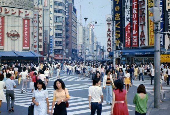 昭和 Z世代 男女共同参画社会基本法 高度成長期 バブルに関連した画像-01