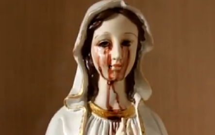 イタリア 村 血の涙 聖母マリア像 調査 豚の血 献金 詐欺に関連した画像-01