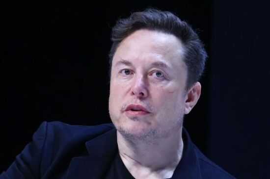 イーロン・マスク 月 火星 旅行 10年 に関連した画像-01