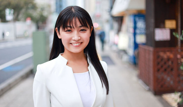 元グラビアアイドル　さいたま市議会議員　現職議員　永井里奈　水着に関連した画像-01
