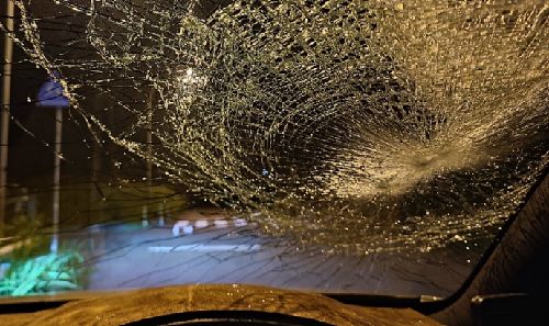 対向車　危険　石に関連した画像-01