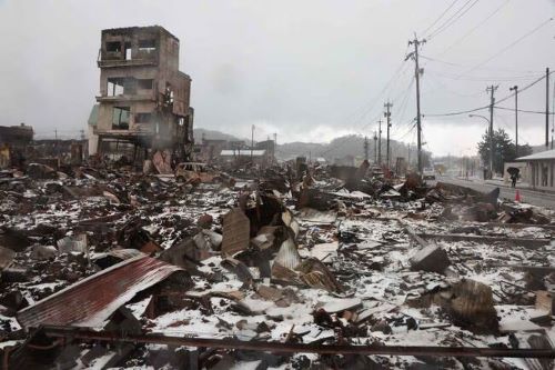 能登半島　地震　SNS　X　救助要請　嘘　投稿　逮捕　偽計業務妨害に関連した画像-01