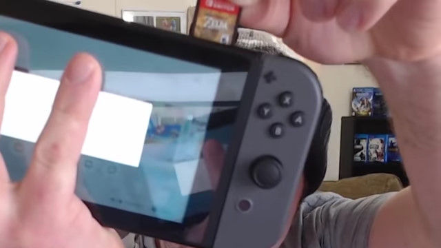 大炎上 ニンテンドースイッチ 不具合まとめ動画がすごい勢いで世界中に拡散 欠陥品すぎて世界中のユーザーブチギレ オレ的ゲーム速報 刃