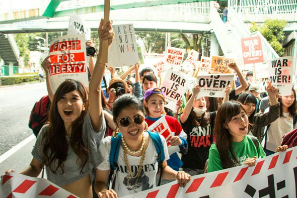 SEALDs デモ 日の丸に関連した画像-03