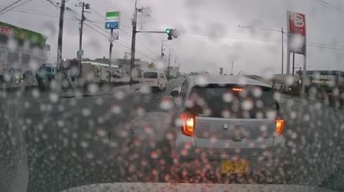 煽り運転 ドラレコ 映像 動画 イライラ 逆走 正面衝突 対応 通報に関連した画像-05