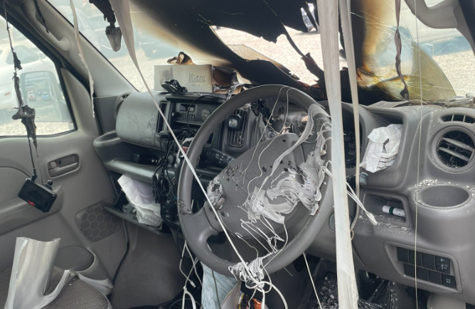 夏　車内　モバイルバッテリー　モバ充　爆発に関連した画像-01