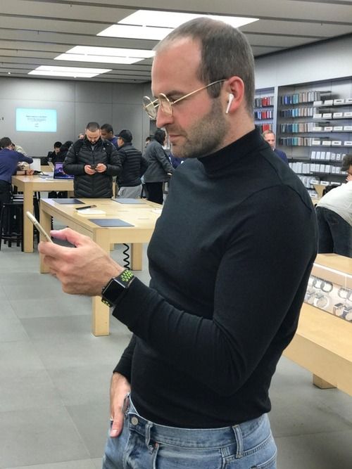アップルストア スティーブ・ジョブズ そっくりに関連した画像-04