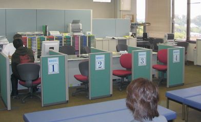 ハローワーク　手取り12万　低賃金　日本終了　失業保険　ブラック企業　就職活動　ネットの反応　生活保護　底辺に関連した画像-01