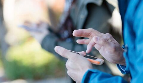 SNS 危険　偏向　情報　分断に関連した画像-01