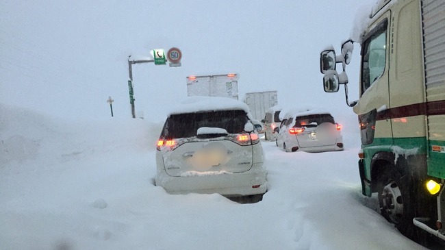 関越自動車道 関越道 大雪 立ち往生に関連した画像-01