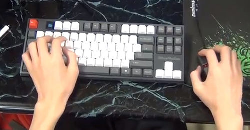 スタークラフト プロゲーマーのキーボードさばきが早すぎて なにをやっているのかまったくわからない オレ的ゲーム速報 刃 スタークラフト プロゲーマーのキーボードさばきが早すぎて なにをやっているのかまったくわからない オレ的ゲーム速報 刃
