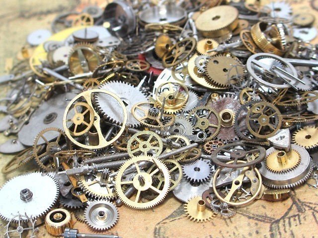 ベルギー ブリュッセル スチームパンク メリーゴーランドに関連した画像-01