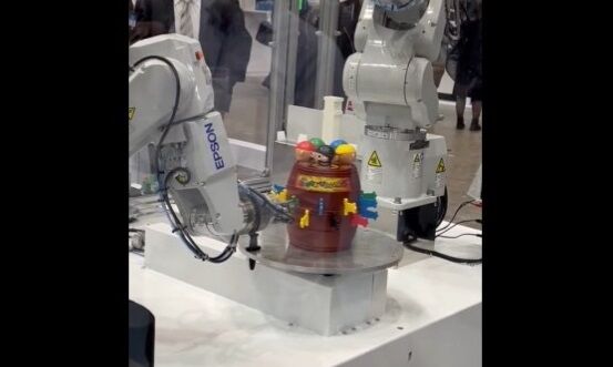 国際ロボット展2023 エプソン SMC 黒ひげ危機一発 救出ロボに関連した画像-01