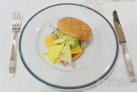 マクドナルド コース料理 迷走に関連した画像-01