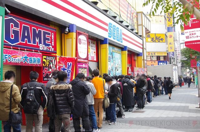 大人気 Ac ロード オブ ヴァーミリオン3 ロケテスト開幕 会場の池袋gigoは開店前に200人近くの行列 オレ的ゲーム速報 刃