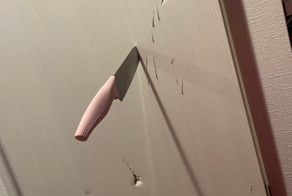 ホスト　襲撃　女性　客　包丁　ドアに関連した画像-01