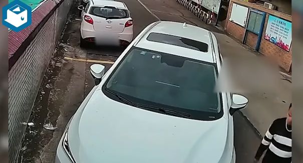 車 運転手 縦列駐車 素手 駐車に関連した画像-01