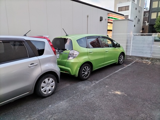 弊社 駐車場 無断駐車 閉じ込める 外国人に関連した画像-02