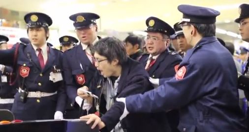 また鉄オタか 東急東横線最終日 ホームから出たくない鉄道ファンの迷惑っぷりがやべぇ オレ的ゲーム速報 刃 また鉄オタか 東急東横線最終日 ホームから出たくない鉄道ファンの迷惑っぷりがやべぇ オレ的ゲーム速報 刃