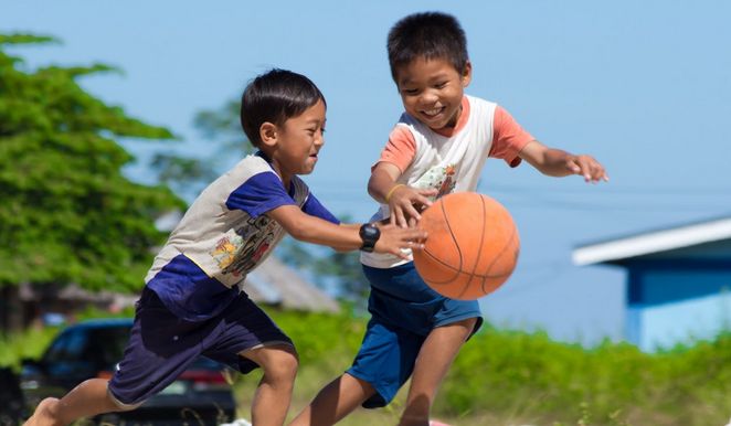 東京都内の小学校で 毎日60分の外遊び が義務化されるぞ オレ的ゲーム速報 刃 東京都内の小学校で 毎日60分の外遊び が義務化されるぞ オレ的ゲーム速報 刃